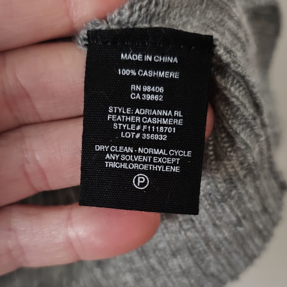 Theory Adrianna cashmere sweater - Picture 4 of 4